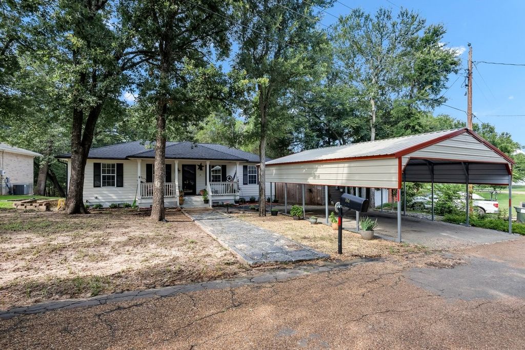 104 Nob Hill Circle, Malakoff, TX 75148