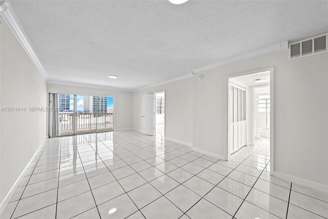 6855 Abbott Ave 801, Miami Beach, FL 33141