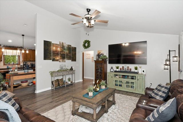 4210 Creekwood Place, Hermantown, MN 55811