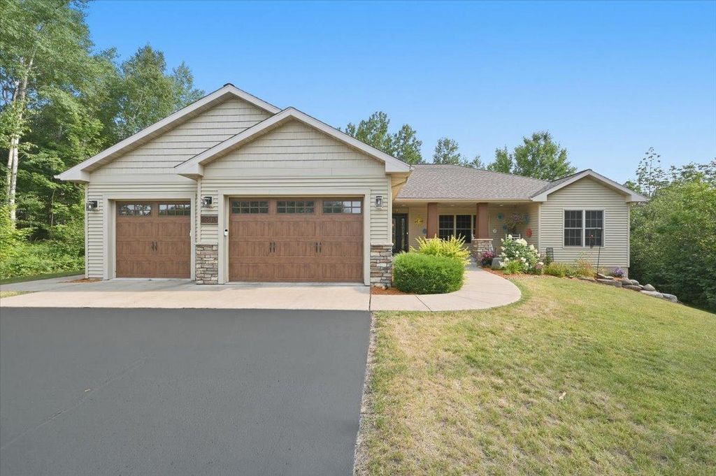 4210 Creekwood Place, Hermantown, MN 55811