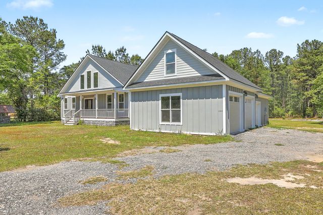 1088 Hard Pinch Road, Moncks Corner, SC 29461