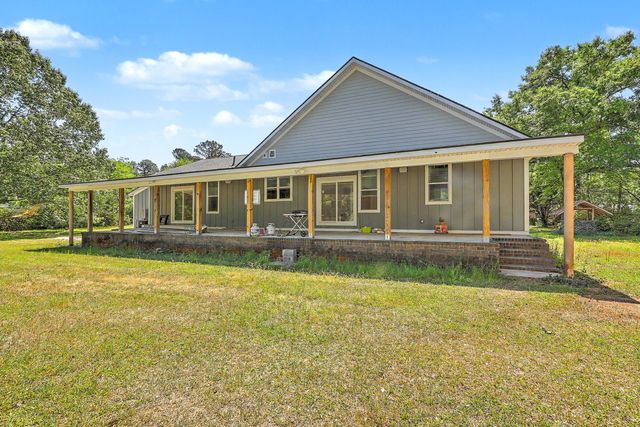 1088 Hard Pinch Road, Moncks Corner, SC 29461