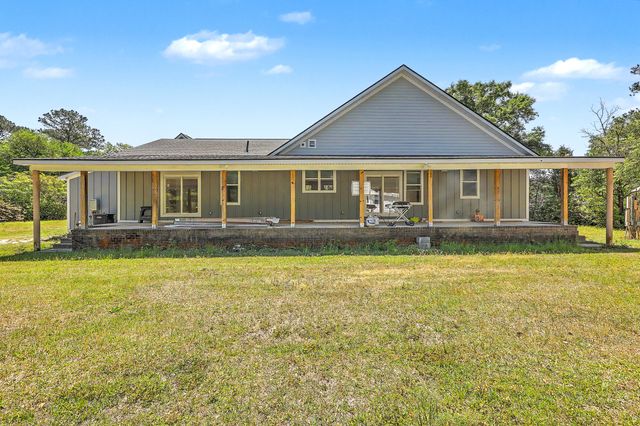 1088 Hard Pinch Road, Moncks Corner, SC 29461