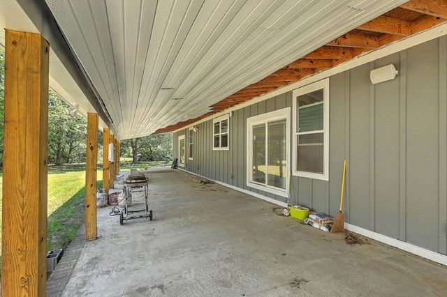 1088 Hard Pinch Road, Moncks Corner, SC 29461