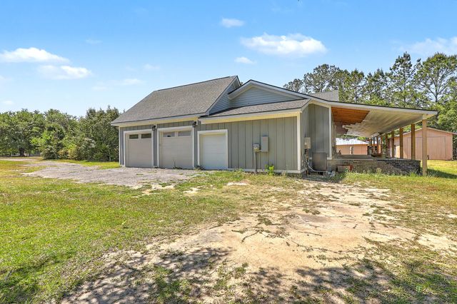 1088 Hard Pinch Road, Moncks Corner, SC 29461