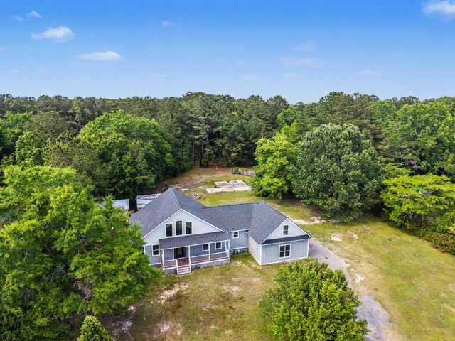 1088 Hard Pinch Road, Moncks Corner, SC 29461