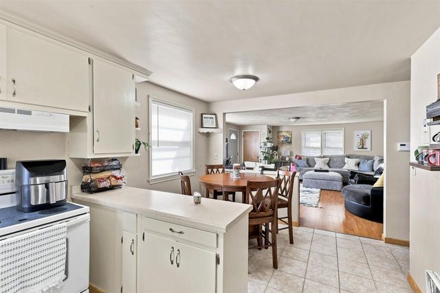 228 KAMPS STREET, Combined Locks, WI 54113