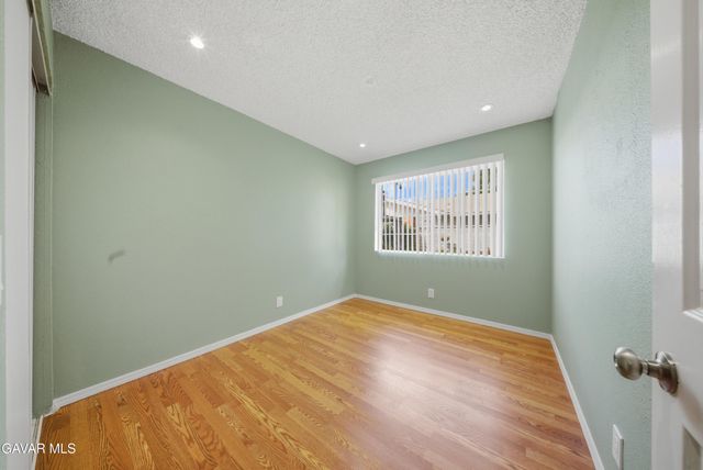 37945 26th Street, Palmdale, CA 93550