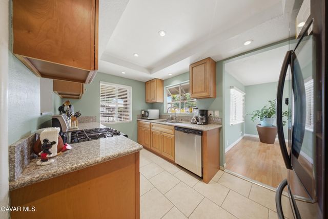 37945 26th Street, Palmdale, CA 93550