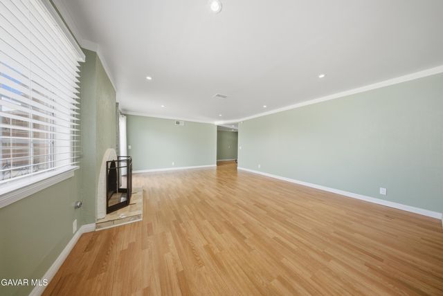 37945 26th Street, Palmdale, CA 93550