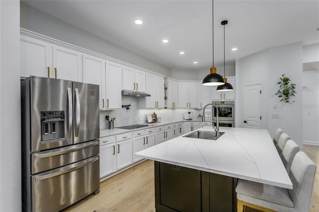 12116 SAN CHALIFORD COURT, Tampa, FL 33626