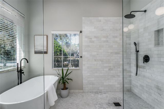 12116 SAN CHALIFORD COURT, Tampa, FL 33626