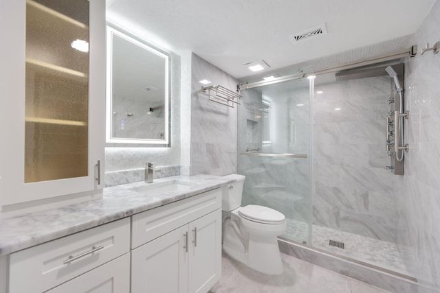 9305 Flynn Circle 8, Boca Raton, FL 33496