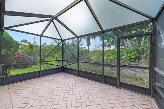 9305 Flynn Circle 8, Boca Raton, FL 33496