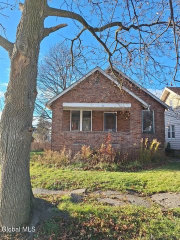 743 6th Avenue, Troy, NY 12182