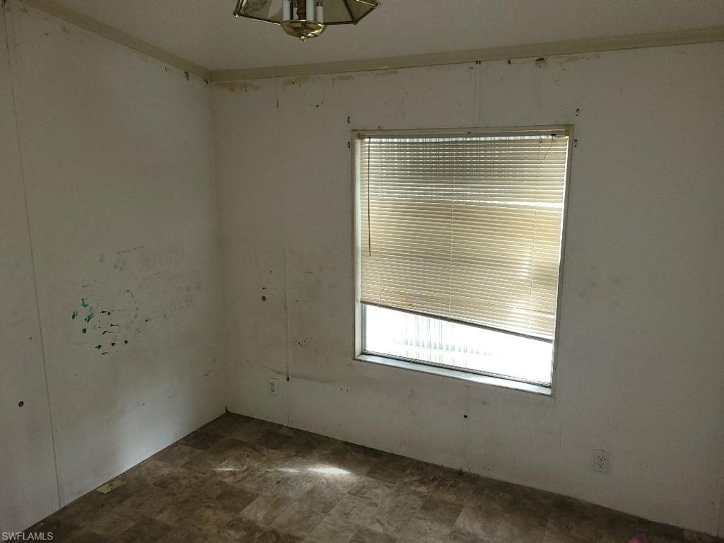 12040 Live Oak DR, FORT MYERS, FL 33908 — photo 4