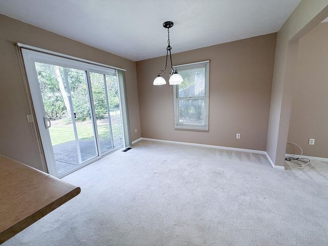 9353 E DE Avenue, Richland, MI 49083