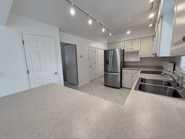 9353 E DE Avenue, Richland, MI 49083