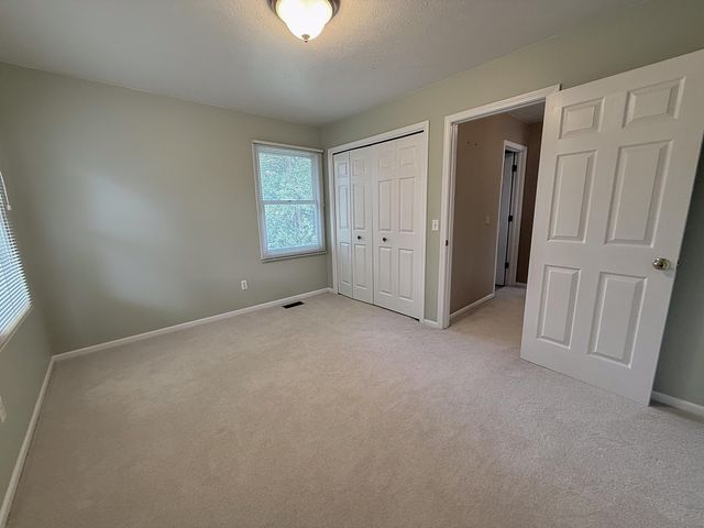 9353 E DE Avenue, Richland, MI 49083