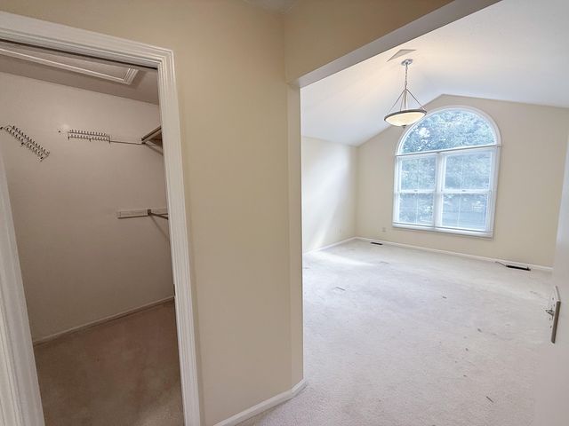 9353 E DE Avenue, Richland, MI 49083