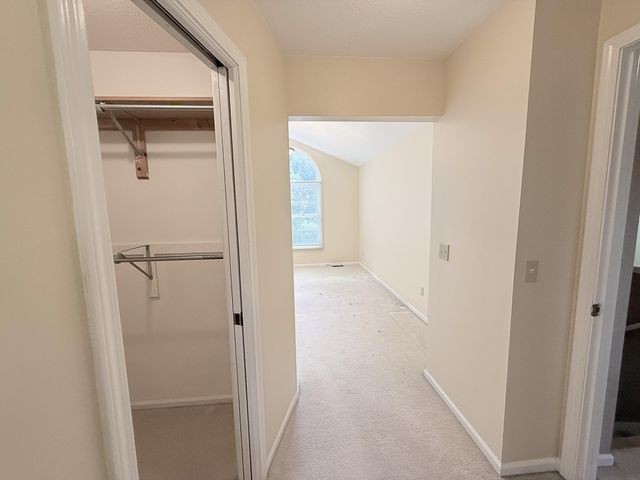 9353 E DE Avenue, Richland, MI 49083