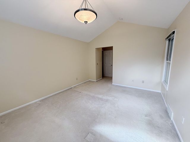 9353 E DE Avenue, Richland, MI 49083