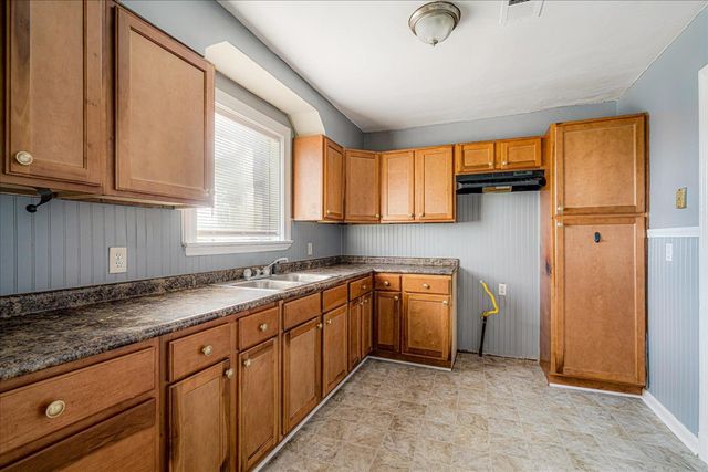 1114 BROWNLEE RD, Memphis, TN 38116