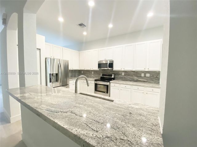 4413 W Whitewater Ave 0, Weston, FL 33332
