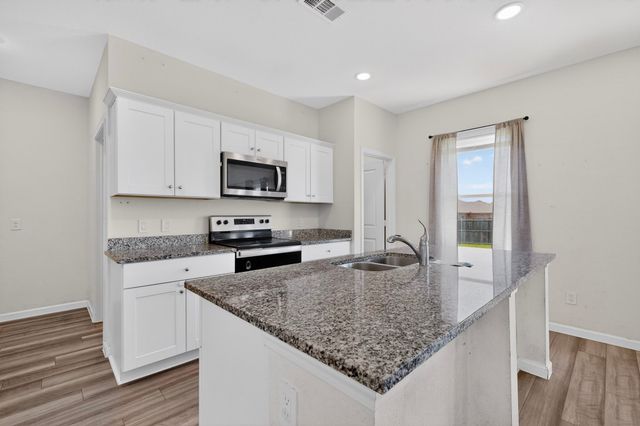 2601 Beech Creek Road, Glenn Heights, TX 75154