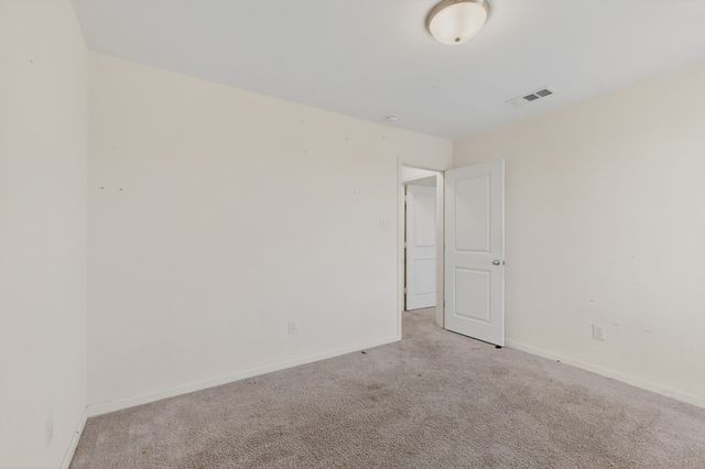 2601 Beech Creek Road, Glenn Heights, TX 75154