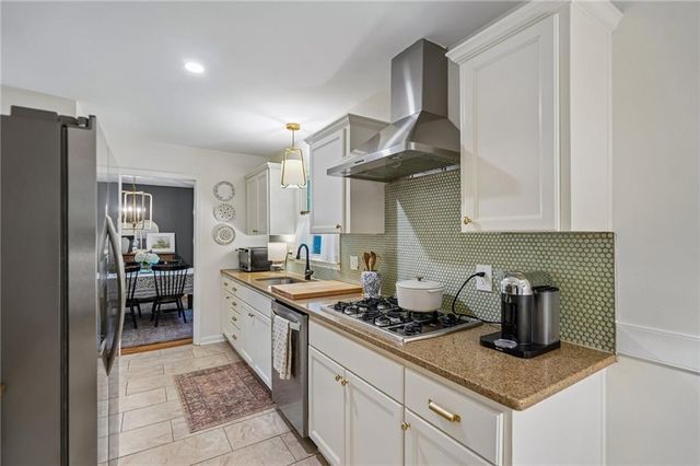 1691 Sterling Trail SW, Marietta, GA 30008