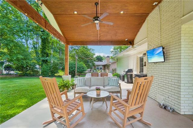 1691 Sterling Trail SW, Marietta, GA 30008