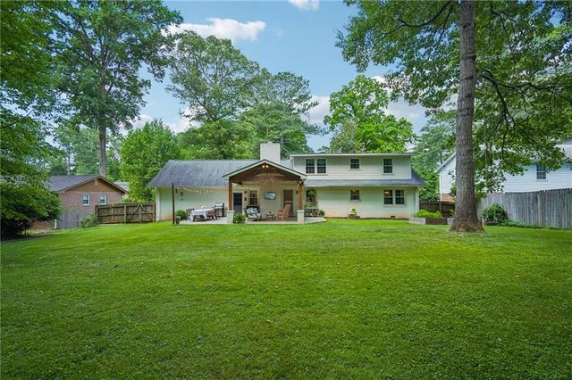 1691 Sterling Trail SW, Marietta, GA 30008