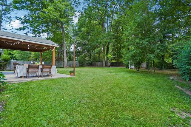 1691 Sterling Trail SW, Marietta, GA 30008