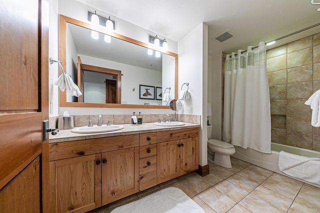 4001 Northstar Dr Unit 209, Truckee, CA 96161