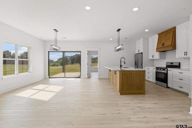 2408 Matthew Drive, Mt Pleasant, TX 75455