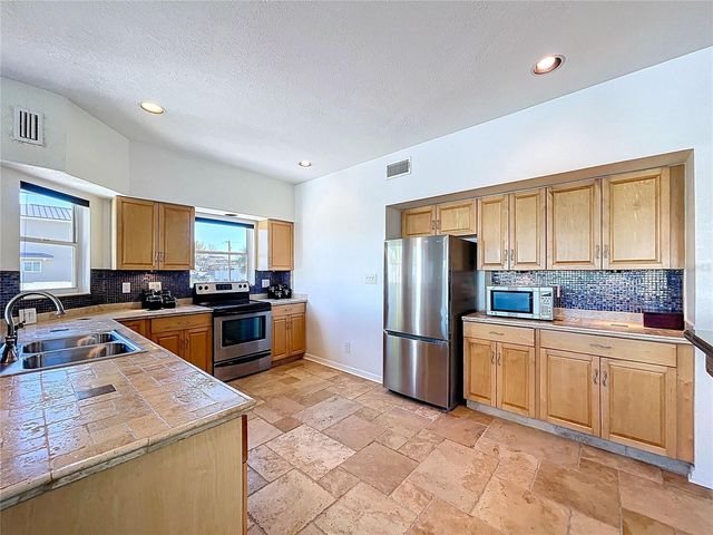 8485 BLIND PASS DRIVE, Treasure Island, FL 33706