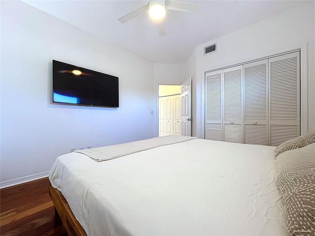 8485 BLIND PASS DRIVE, Treasure Island, FL 33706