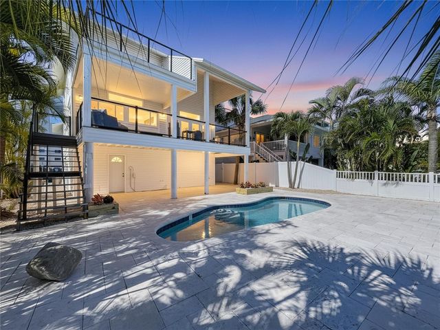 8485 BLIND PASS DRIVE, Treasure Island, FL 33706