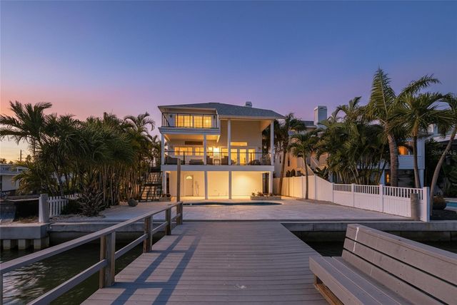 8485 BLIND PASS DRIVE, Treasure Island, FL 33706