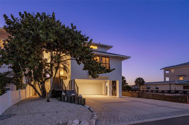 8485 BLIND PASS DRIVE, Treasure Island, FL 33706