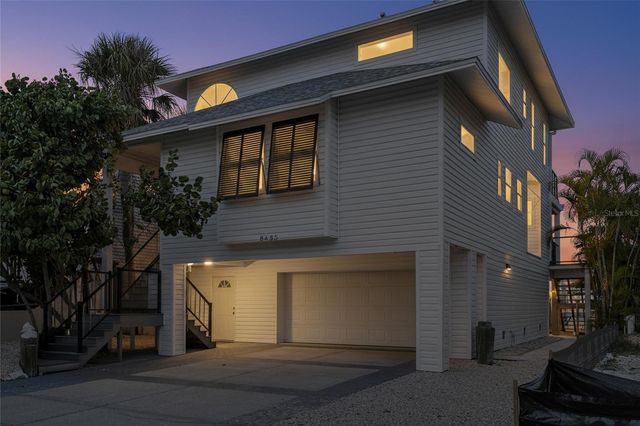 8485 BLIND PASS DRIVE, Treasure Island, FL 33706