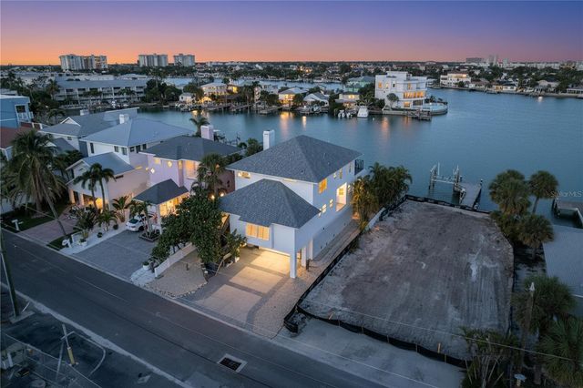 8485 BLIND PASS DRIVE, Treasure Island, FL 33706