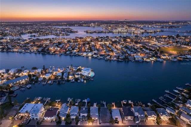 8485 BLIND PASS DRIVE, Treasure Island, FL 33706