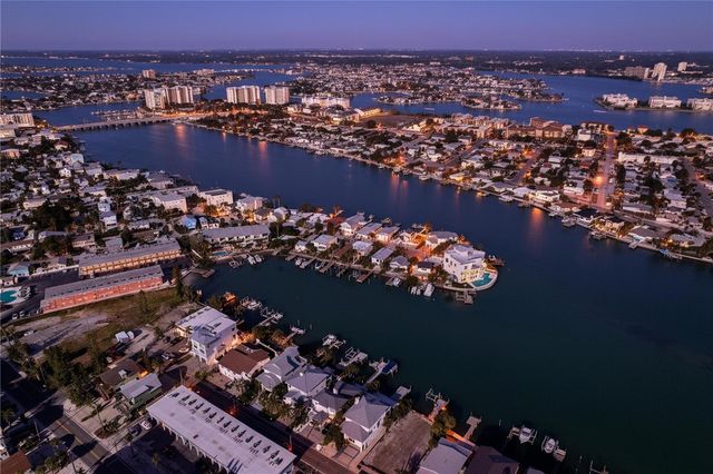 8485 BLIND PASS DRIVE, Treasure Island, FL 33706