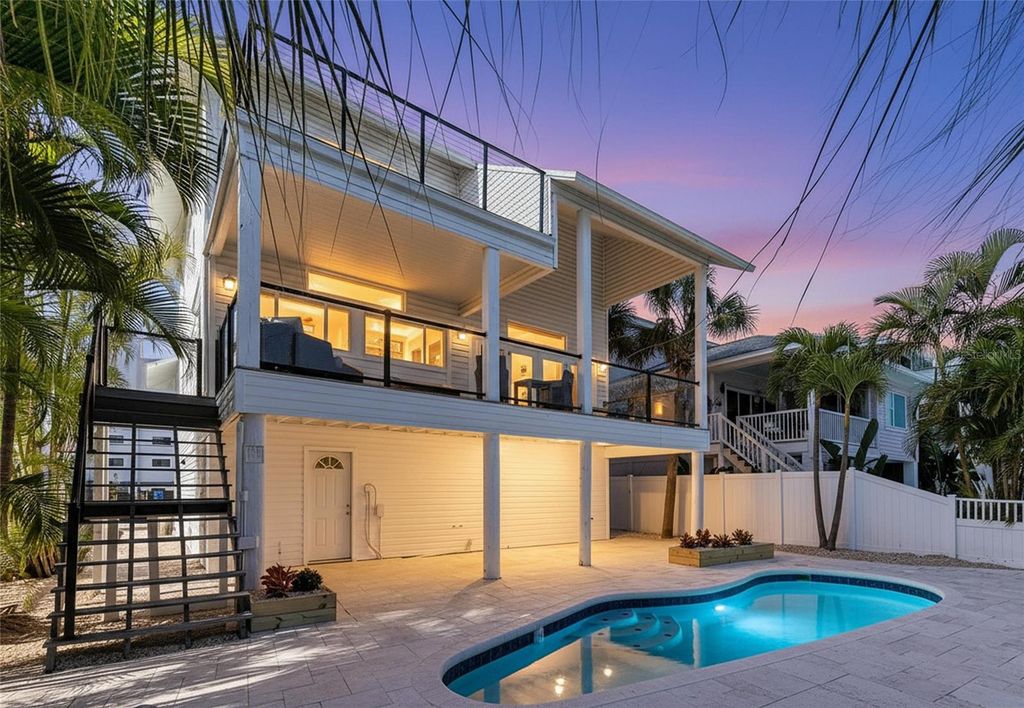 8485 BLIND PASS DRIVE, Treasure Island, FL 33706