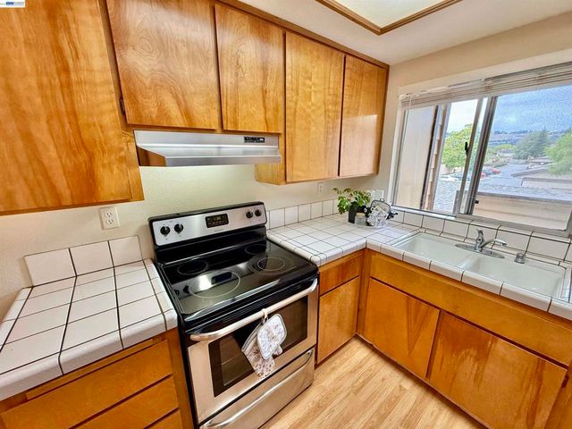 3835 Yorkshire, San Leandro, CA 94578