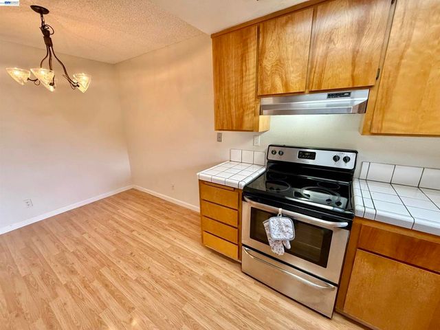 3835 Yorkshire, San Leandro, CA 94578