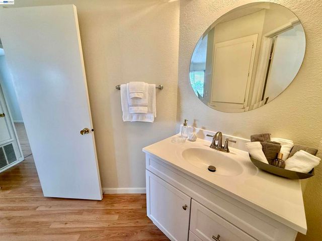 3835 Yorkshire, San Leandro, CA 94578