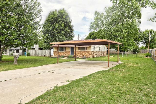 1013 N Carr Drive, Newcastle, OK 73065